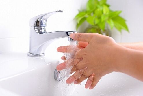 Washing hands to prevent parasite infection